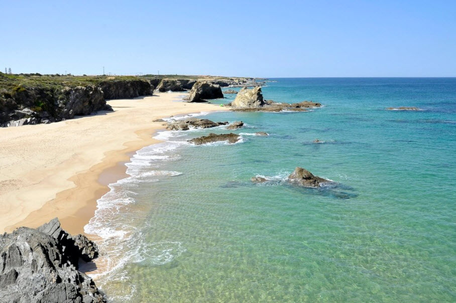 Praia de Sao Torpes, Portugal, Portugal